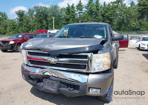 2007 Chevrolet Silverado 1500 Lt1 z USA, uszkodzony, nr VIN 1GCEK140X7Z519885